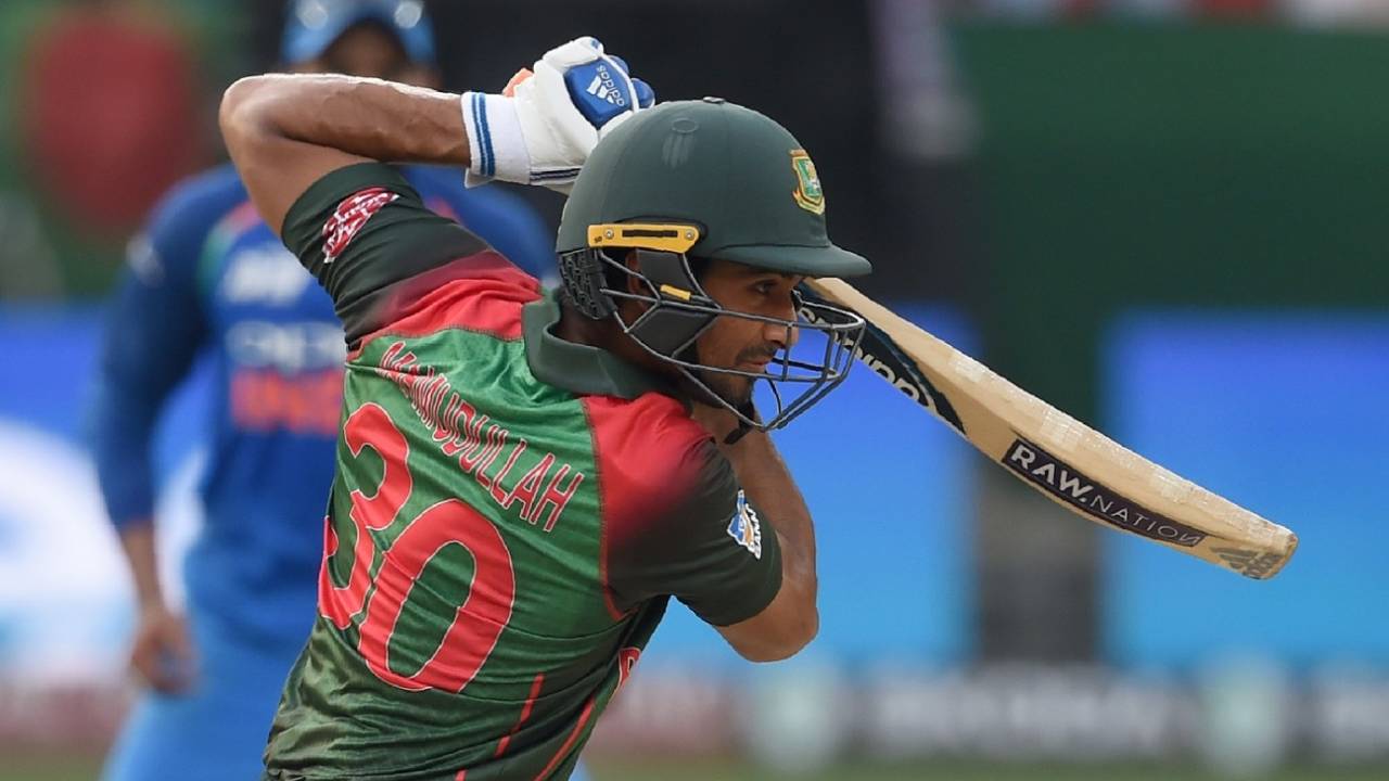 Mahmudullah pushes through the off side, Bangladesh v India, Asia Cup, Dubai, September 21, 2018