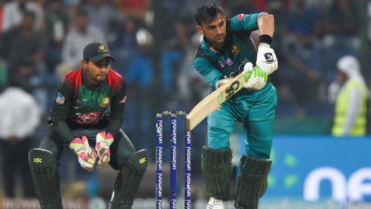 Shoaib Malik plays on the leg side, Bangladesh v Pakistan, Asia Cup 2018, Abu Dhabi, September 26, 2018