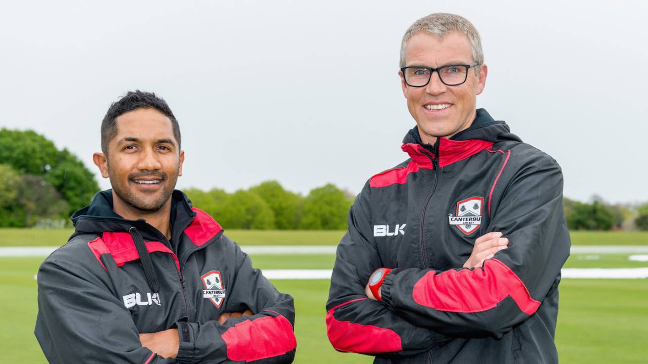 Canterbury assistant coach Dion Ebrahim and head coach Brendon Donkers during the rain break