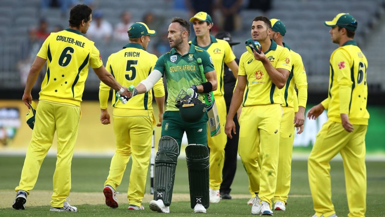 Faf du Plessis shakes hands with the Australian players after South Africa's win, Australia v South Africa, 1st ODI, Perth, November 4, 2018