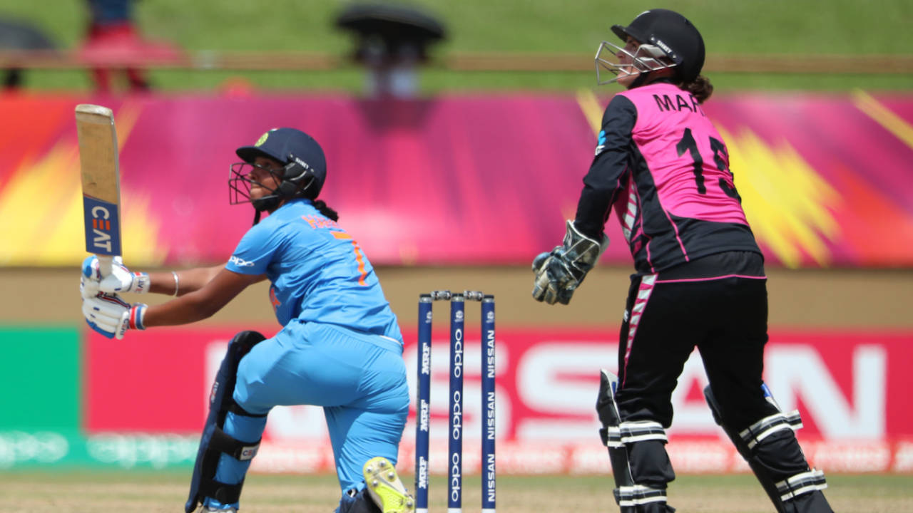 Harmanpreet Kaur eyes the leg side, India v New Zealand, Women's World T20, Group B, Guyana, November 9, 2018