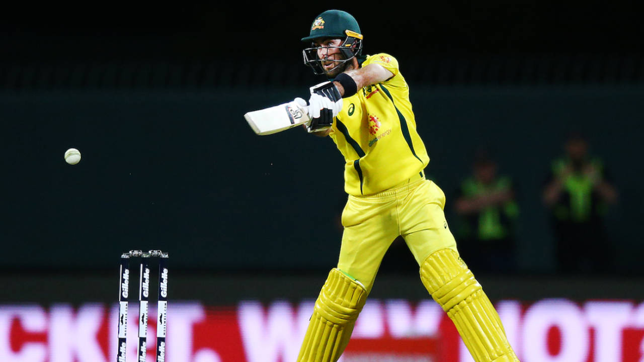 Glenn Maxwell cuts the ball on the off side, Australia v South Africa, 3rd ODI, Hobart, November 11, 2018