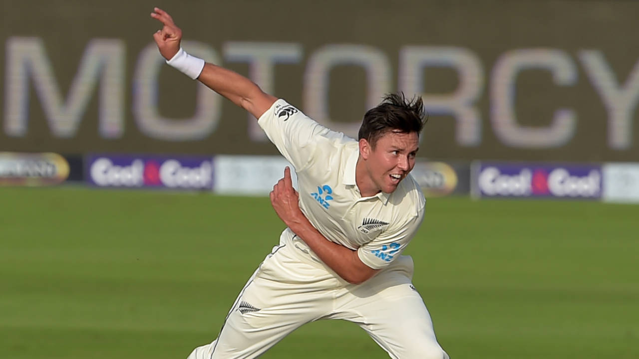 Trent Boult in his follow-through, Pakistan v New Zealand, 1st Test, Abu Dhabi, 1st day