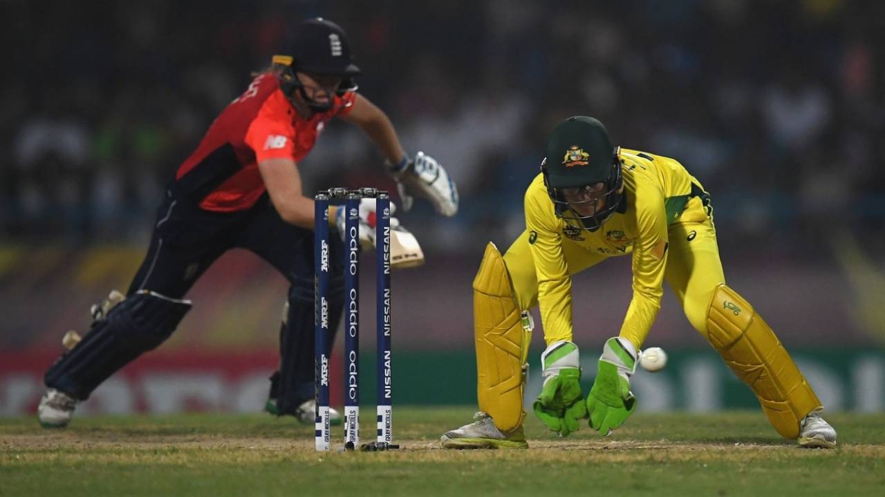 Alyssa Healy was sloppy with her gloves, England v Australia, Women's World T20 final, Antigua, November 24, 2018