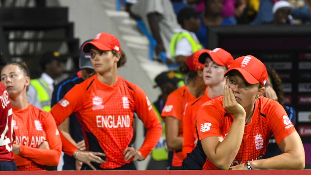 Danielle Hazell and her England team-mates are disappointed after the defeat, England v Australia, Women's World T20 final, Antigua, November 24, 2018
