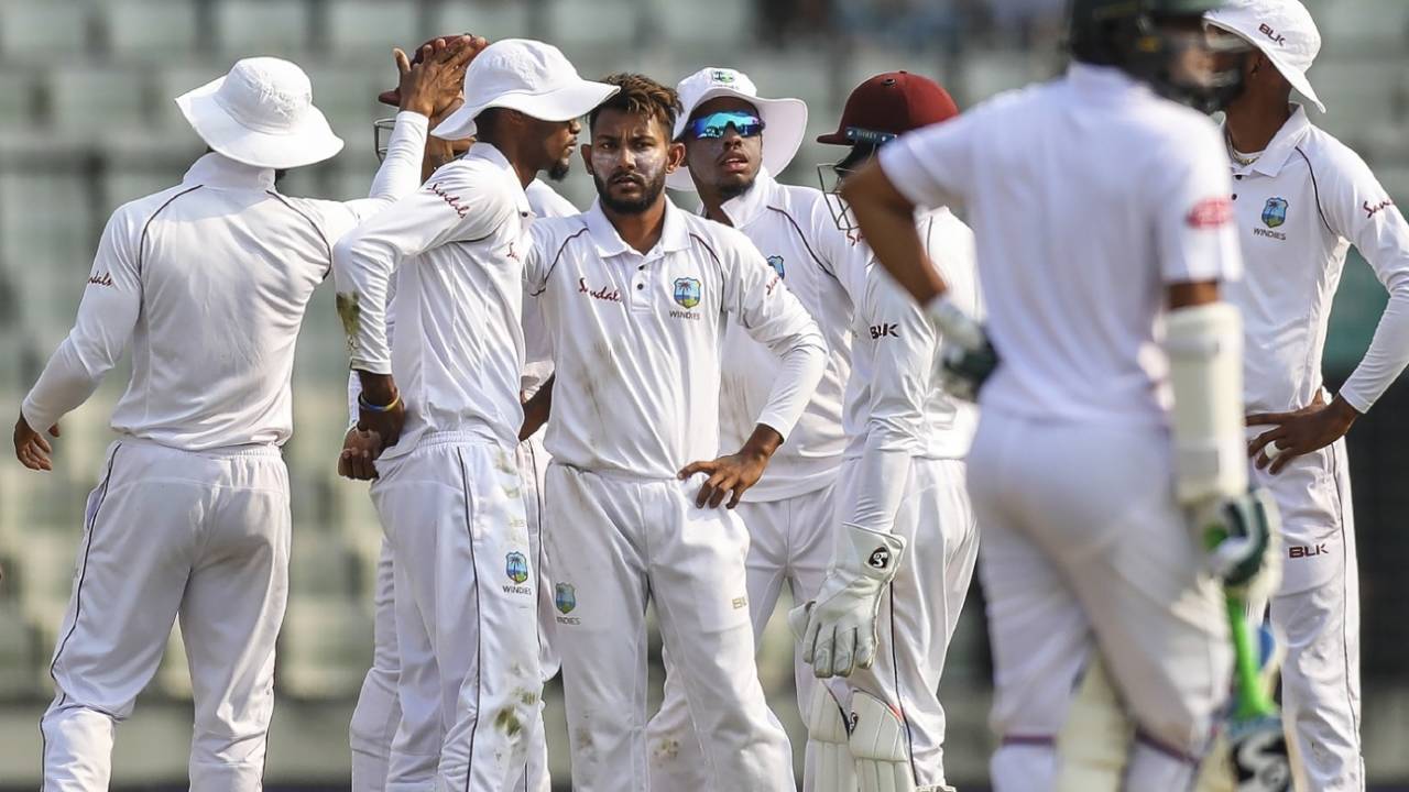 Devendra Bishoo celebrates a wicket with his team-mates, Bangladesh v West Indies, 2nd Test, Mirpur, 1st day, November 30, 2018