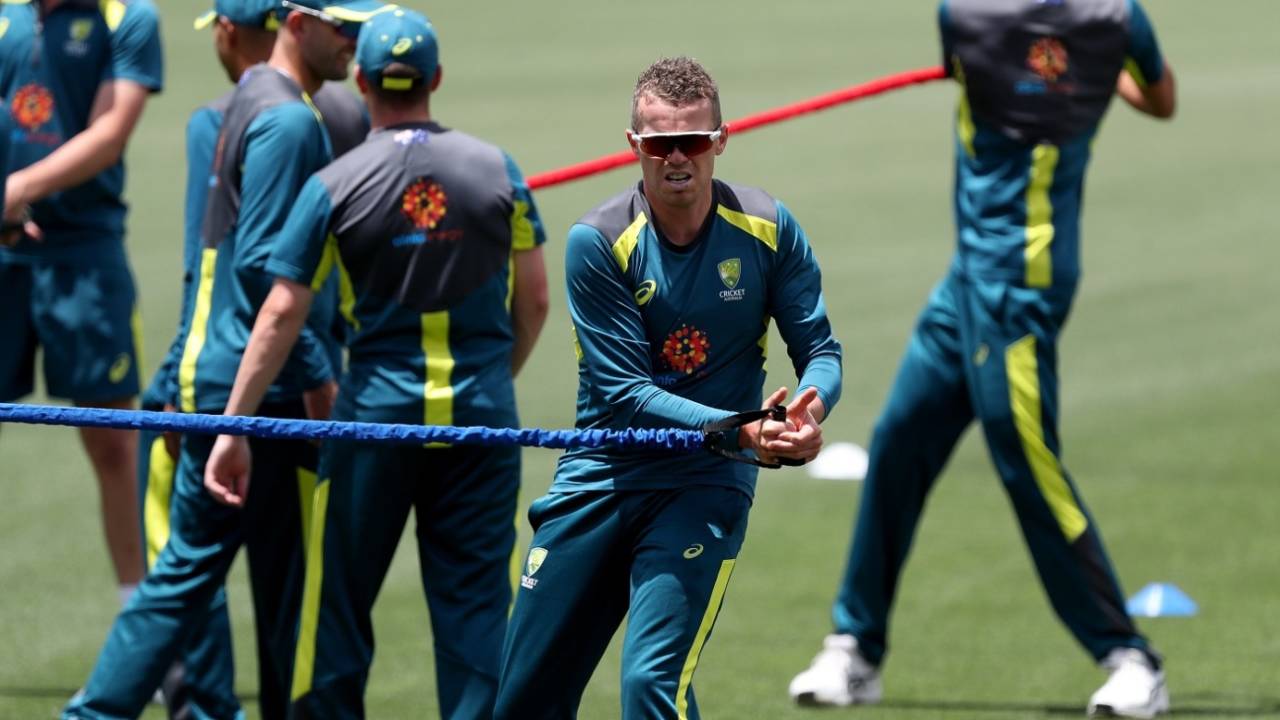 Peter Siddle in action during Australia's training session in Adelaide&nbsp;&nbsp;&bull;&nbsp;&nbsp;Getty Images
