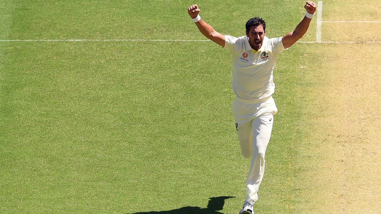 Mitchell Starc is pumped up after dealing an early blow, Australia v India, 1st Test, Adelaide, 1st day, December 6, 2018