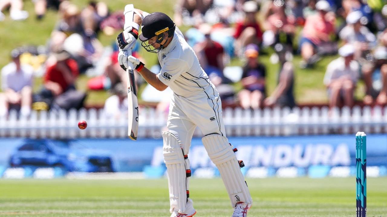 Tom Latham hardly strayed from the textbook, New Zealand v Sri Lanka, 1st Test, Wellington, 2nd day, December 16, 2018