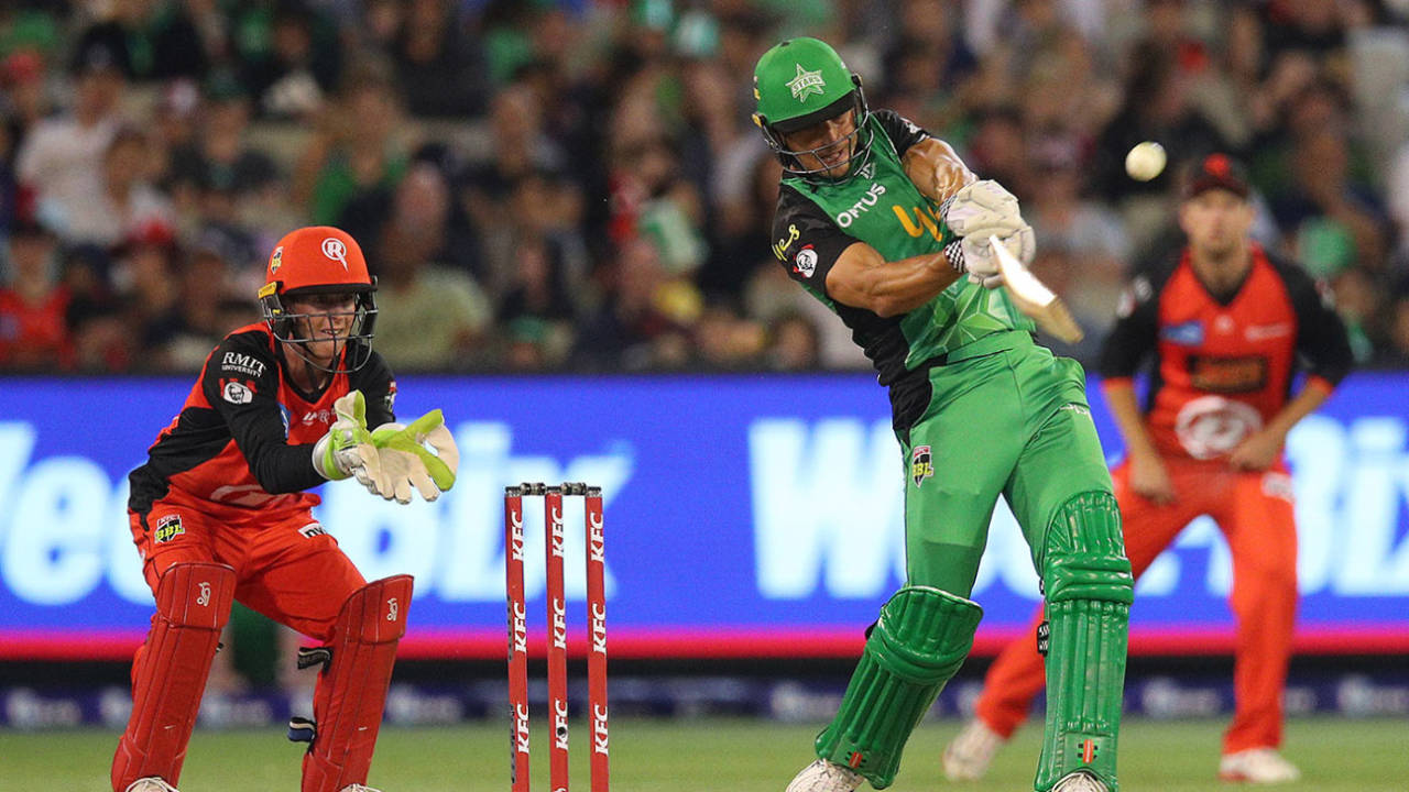 Marcus Stoinis powers the ball down the ground&nbsp;&nbsp;&bull;&nbsp;&nbsp;Getty Images