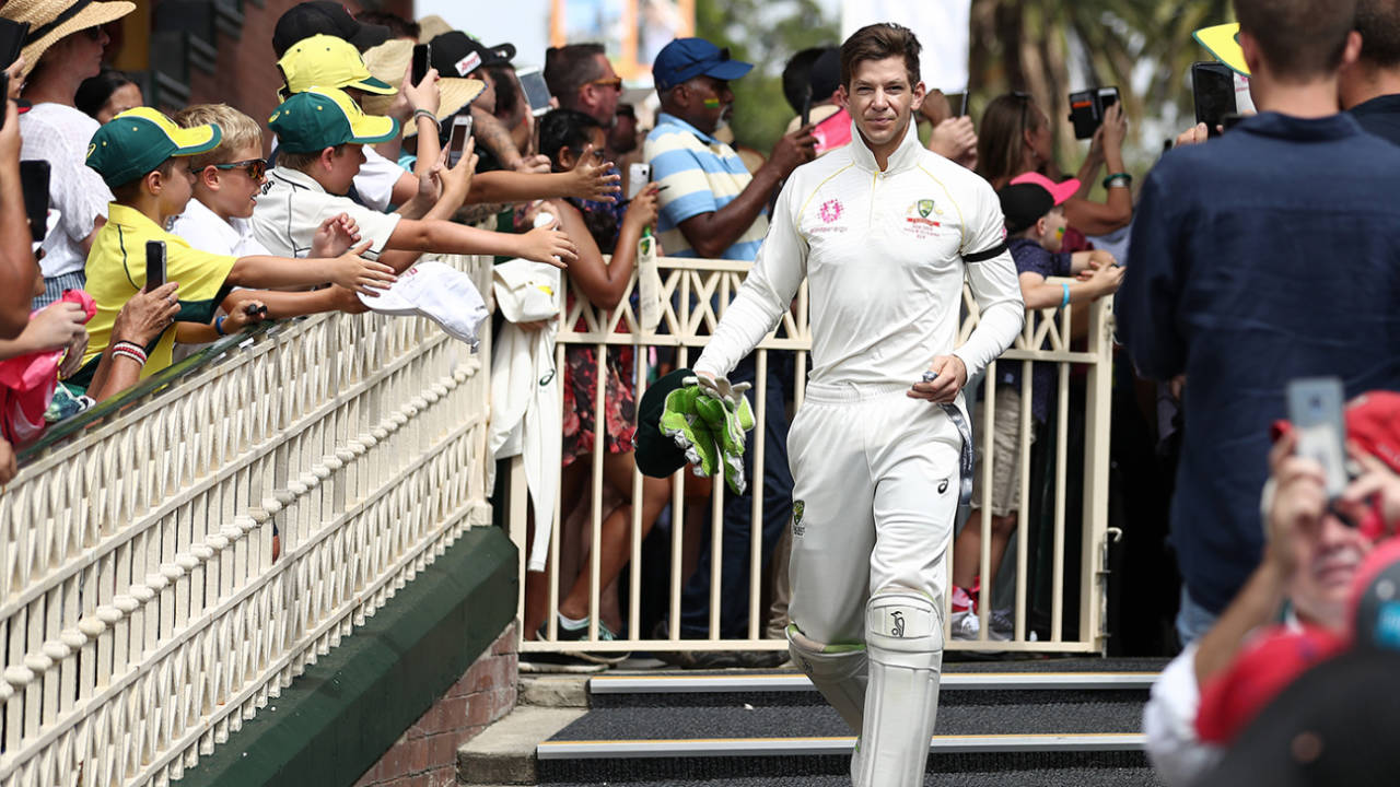 Tim Paine walks out at the SCG, Australia v India, 4th Test, Sydney, 1st day, January 3, 2019