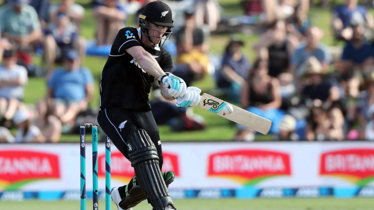 Jimmy Neesham swipes into the leg side, New Zealand v Sri Lanka, 2nd ODI, Mount Maunganui