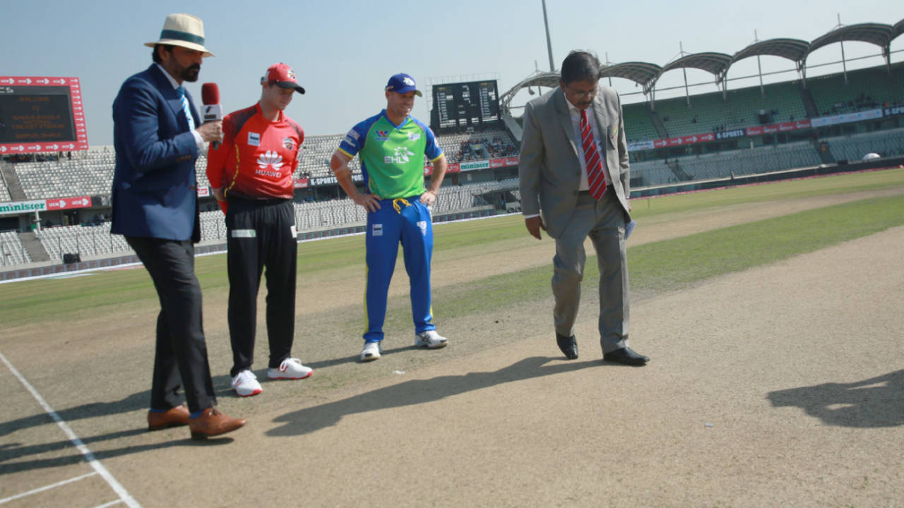 Steven Smith and David Warner at the toss, Comilla Victorians v Sylhet Sixers, BPL 2018-19, Dhaka, January 6, 2019