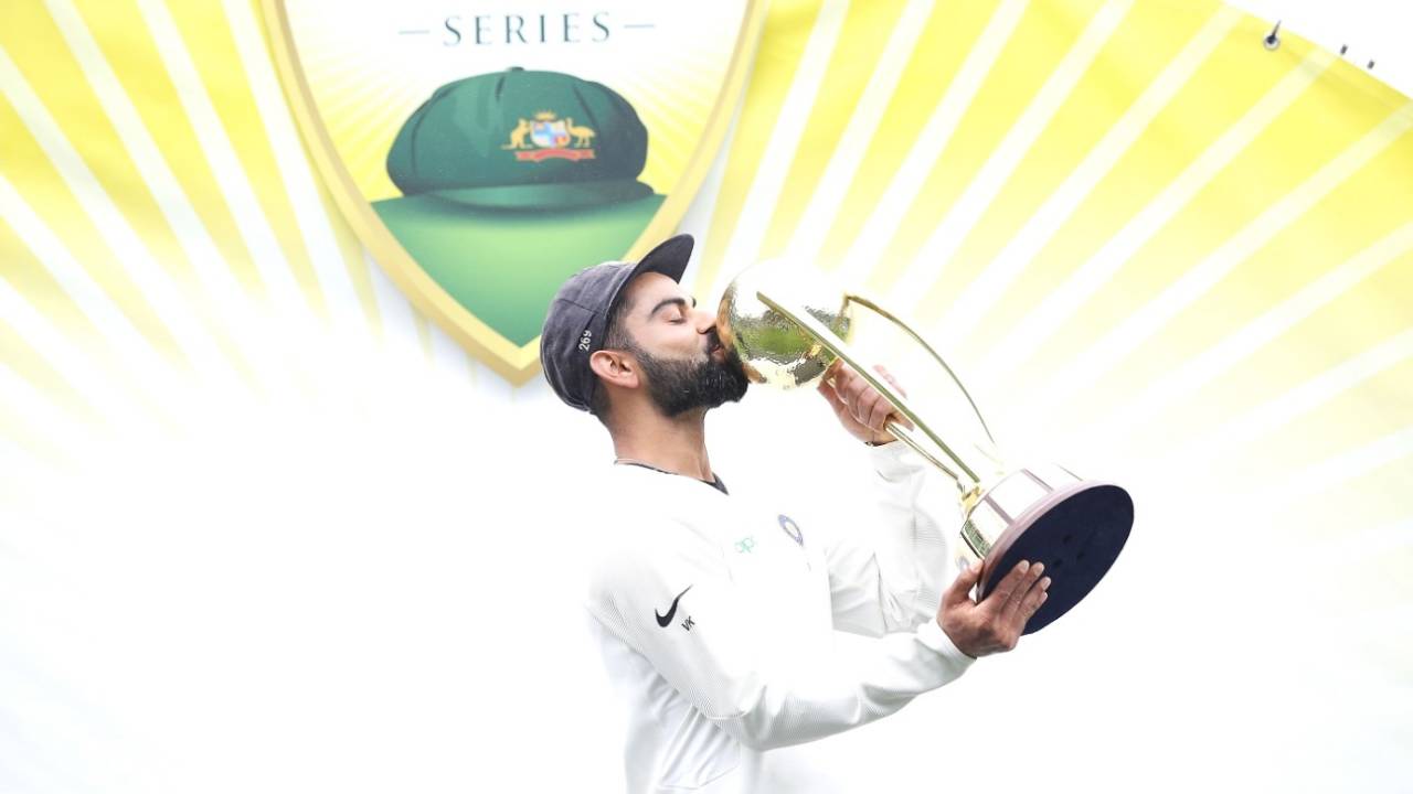 Virat Kohli kisses the Border-Gavaskar Trophy, Australia v India, 4th Test, Sydney, 5th day, January 7, 2019