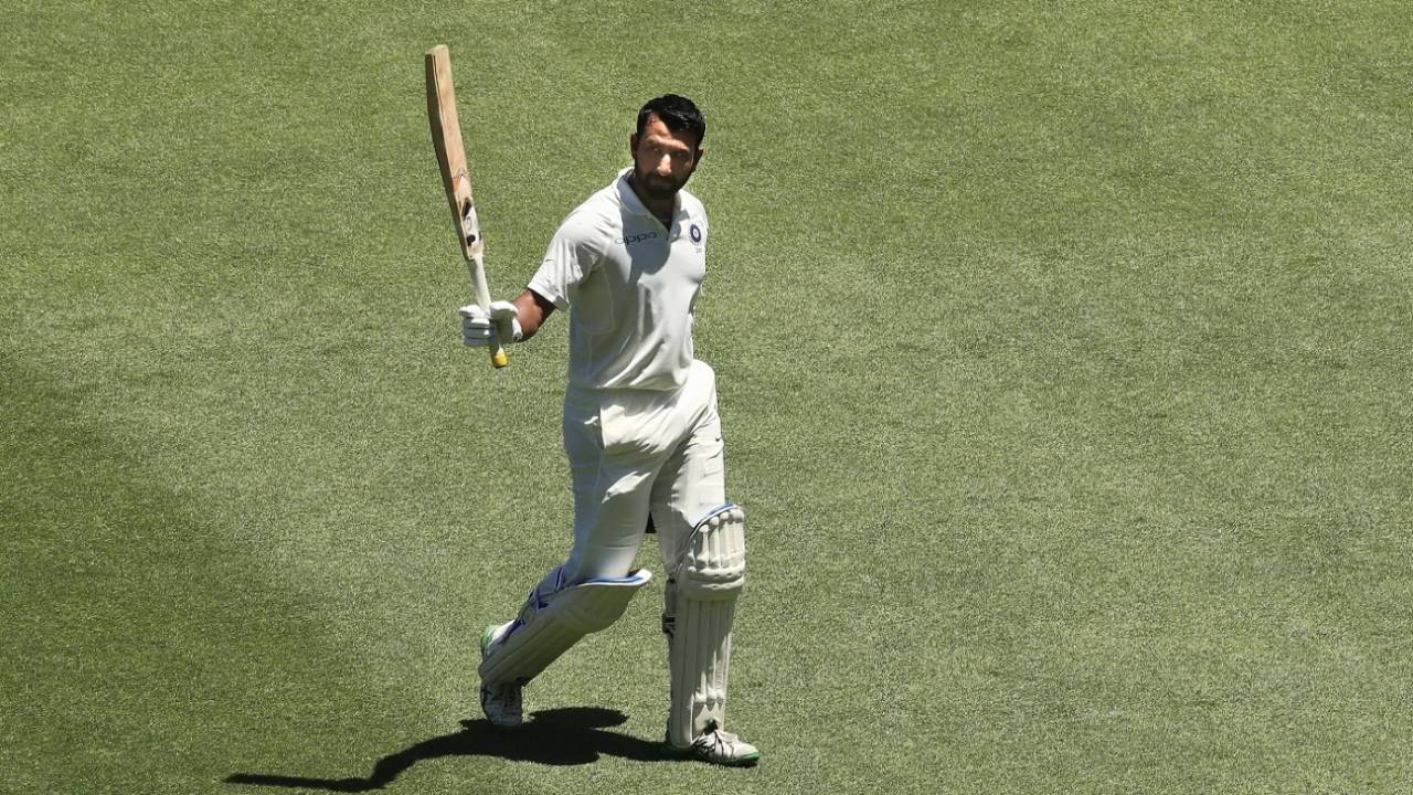 Cheteshwar Pujara leaves the field after his 193, Australia v India, 4th Test, Sydney, 2nd day, January 4, 2019