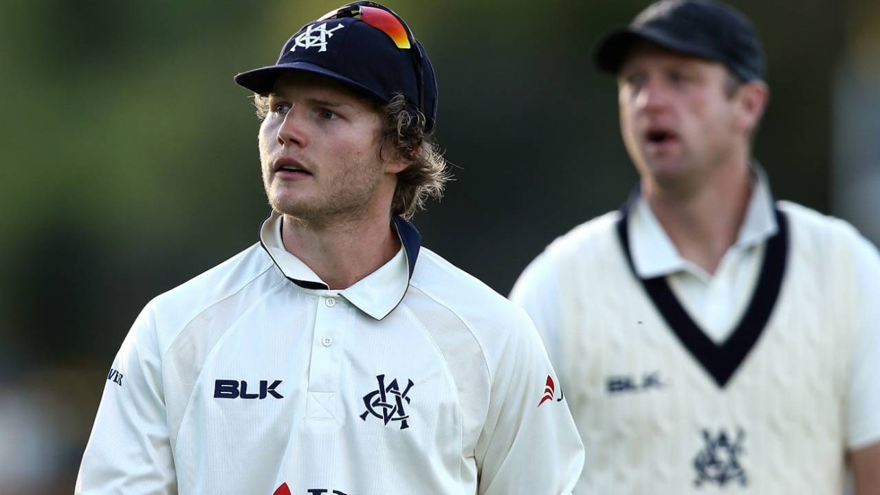 Will Pucovski leads the Victoria players from the field at stumps, Western Australia v Victoria, Sheffield Shield 2018-19, Perth, October 17, 2018