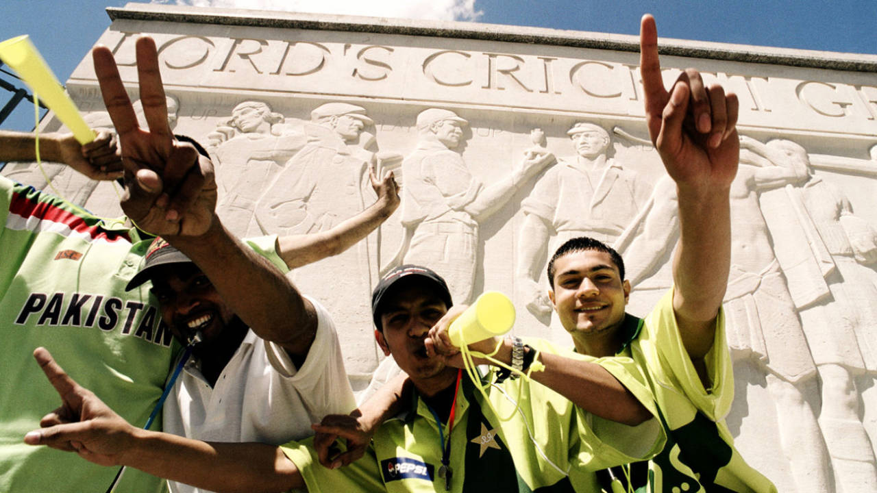 Pakistan fans cheer outside Lord's before the World Cup final, Australia v Pakistan, World Cup final, June 20, 1999 