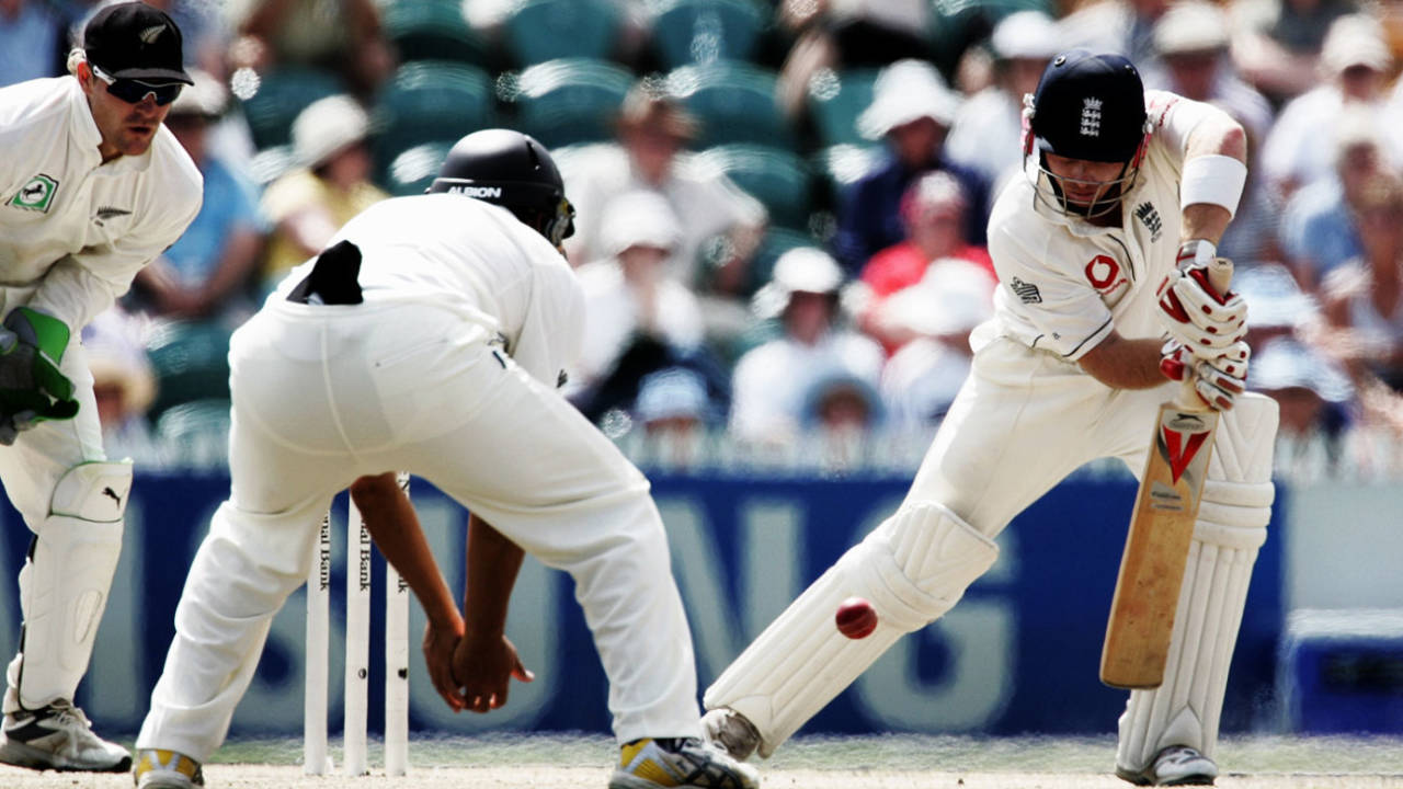 Ian Bell drives defends, too late for England, New Zealand v England, 1st Test, Hamilton, March 9, 2008
