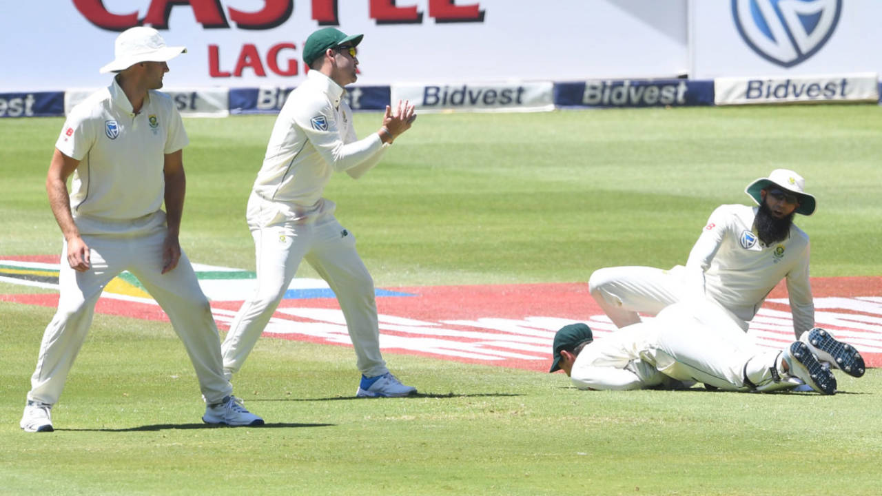 Quinton de Kock fails to hold on, South Africa v Pakistan, 3rd Test, Johannesburg, 2nd day, January 12, 2019