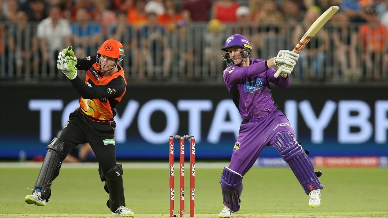 George Bailey carves a shot through the off side, Perth Scorchers v Hobart Hurricanes, BBL 2018-19, Perth, January 18, 2019