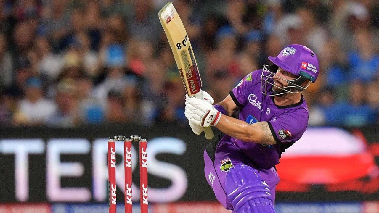 Matthew Wade lifts one over the leg side, Adelaide Strikers v Hobart Hurricanes, BBL 2018-19, Adelaide, January 21, 2019