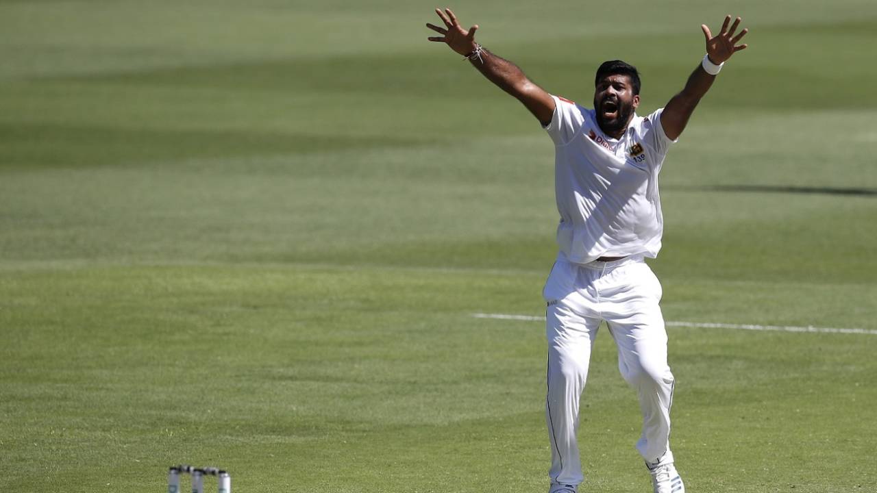 Lahiru Kumara's lbw appeal is turned down, Australia v Sri Lanka, 1st Test, Brisbane, 2nd day, January 25, 2019