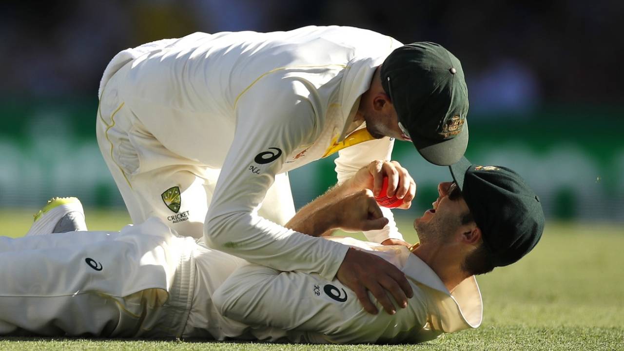 Kurtis Patterson celebrates after taking a scorcher at gully, Australia v Sri Lanka, 1st Test, Brisbane, 3rd day, January 26, 2019