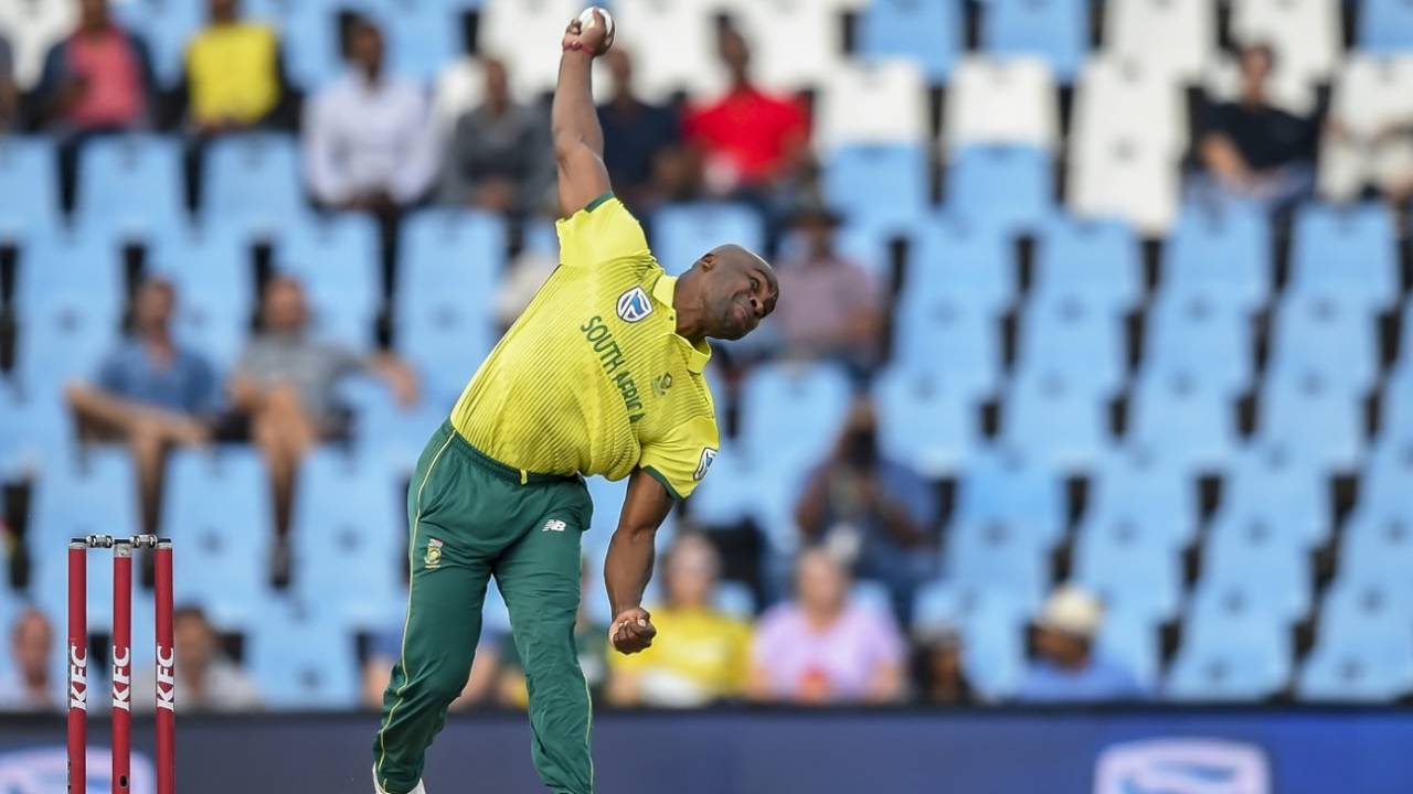Junior Dala conceded 17 runs in his first over, South Africa v Pakistan, 3rd T20I, Centurion, February 6, 2019