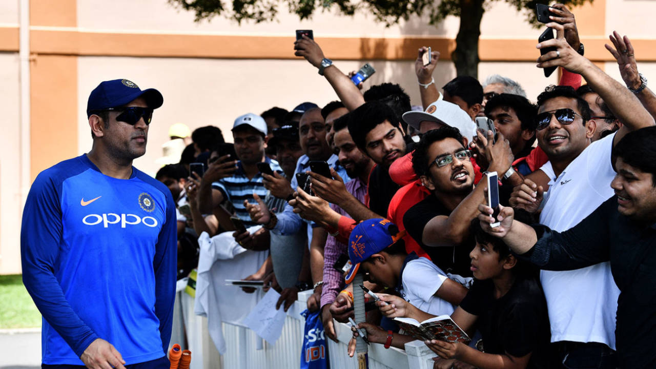 Fans take photos of MS Dhoni, Sydney, January 11, 2019