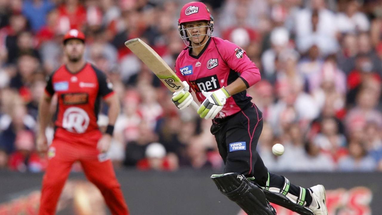 Josh Philippe sets off for a run, Melbourne Renegades v Sydney Sixers, BBL 2019, semi-final, Melbourne, February 15, 2019