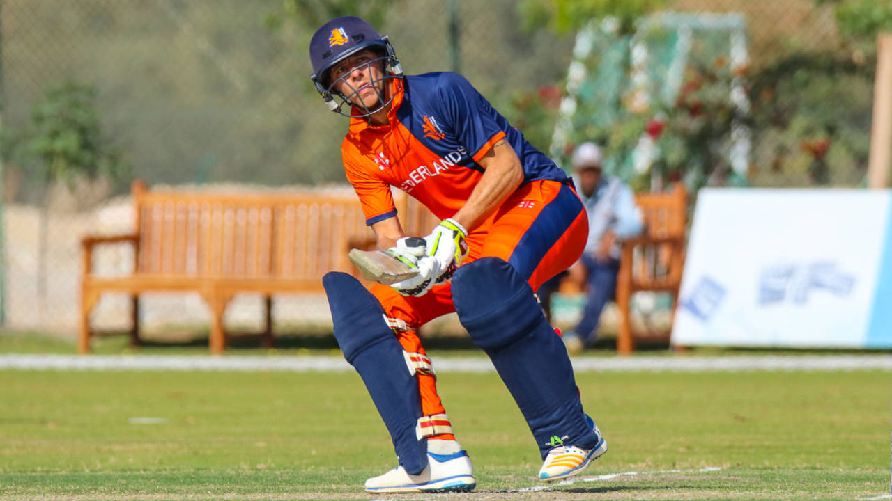 Tobias Visee goes for a scoop over fine leg, Ireland v Netherlands, Oman Quadrangular T20I Series, Al Amerat, February 17, 2019