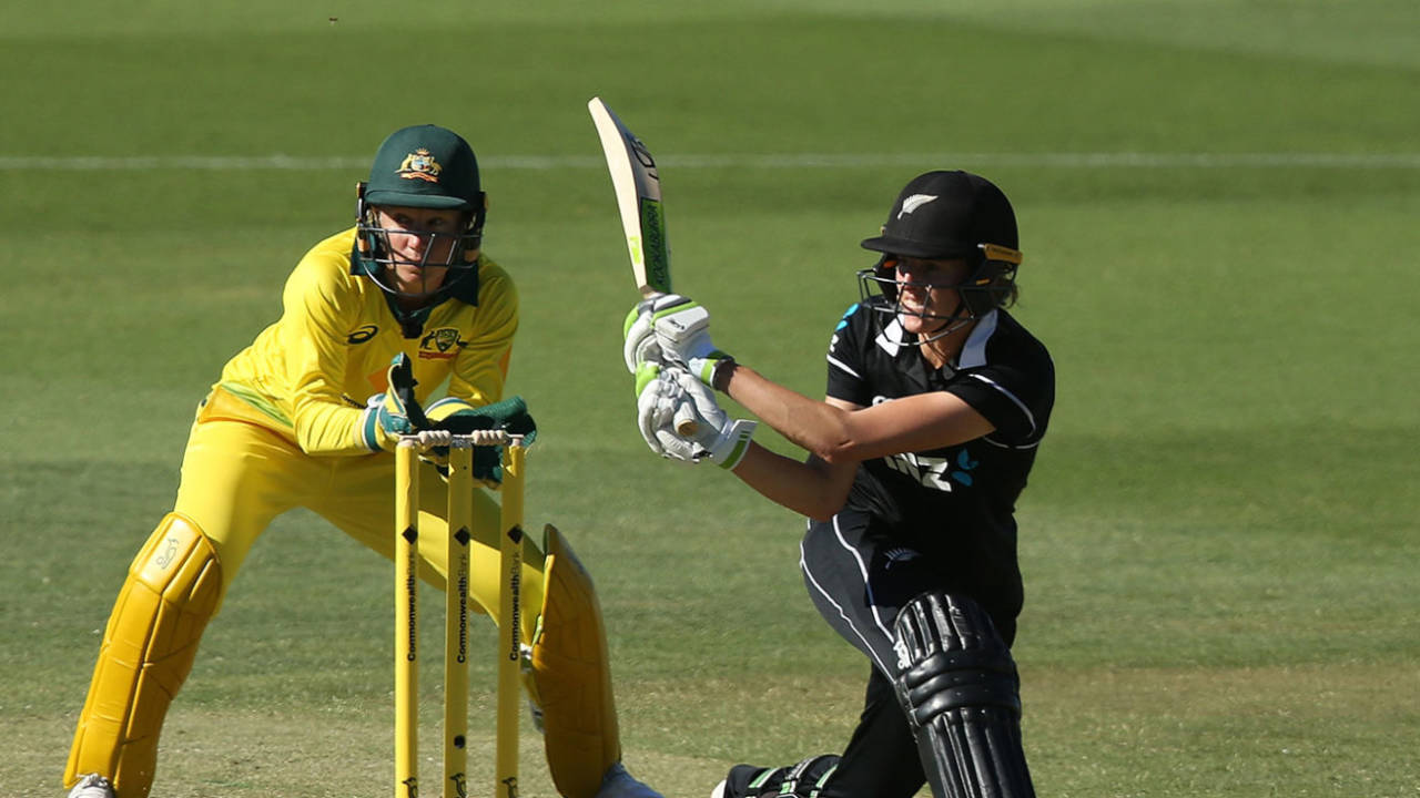 Amy Satterthwaite sweeps, Australia Women v New Zealand Women, 1st ODI, Perth, February 22, 2019