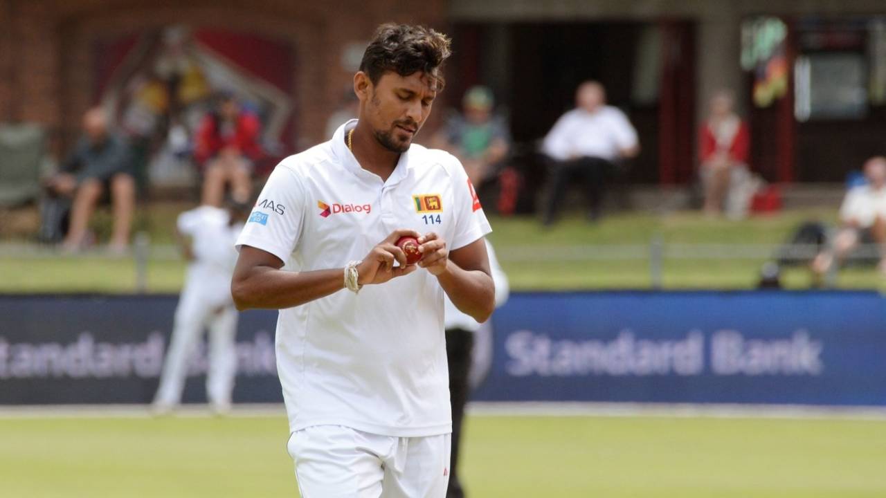 Suranga Lakmal gets ready to bowl, South Africa v Sri Lanka, 2nd Test, Port Elizabeth, 2nd day, February 22, 2019