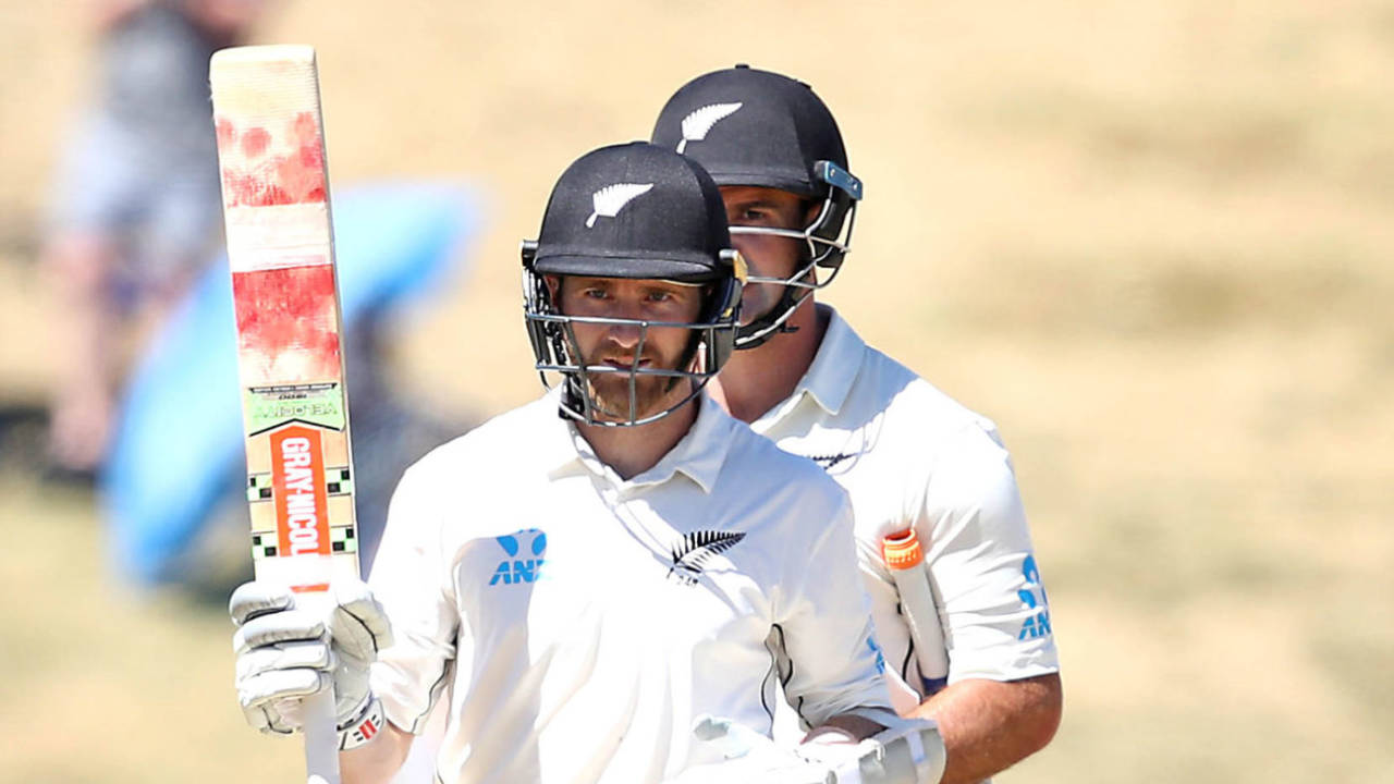 Kane Williamson acknowledges his double hundred, New Zealand v Bangladesh, 1st Test, Hamilton, 3rd day, March 2, 2019