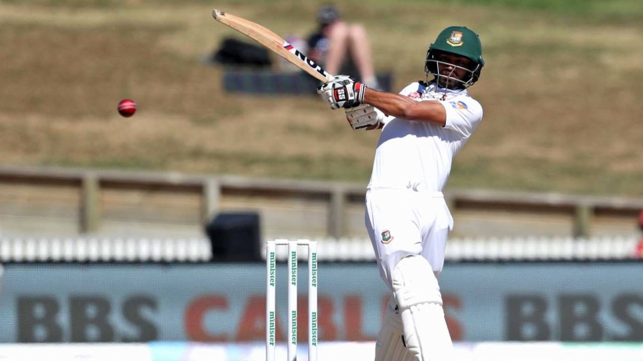 Shadman Islam pulls a short delivery, New Zealand v Bangladesh, 1st Test, Hamilton, 3rd day, March 2, 2019