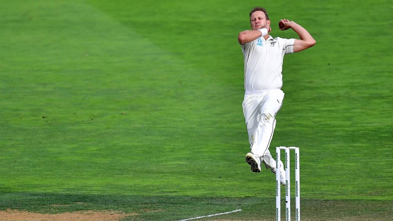 Neil Wagner in his bowling action, New Zealand v Bangladesh, 2nd Test, Wellington, 4th day, March 11, 2019