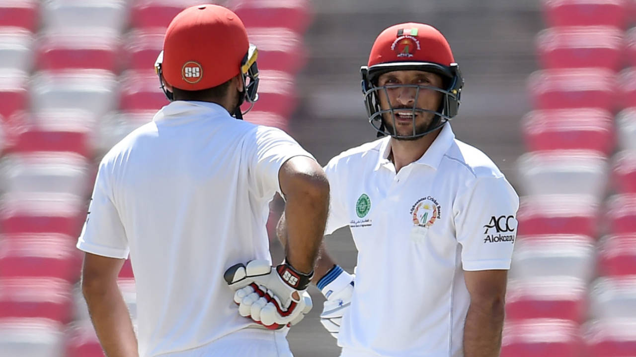 Rahmat Shah and Ihsanullah have a chat, Afghanistan v Ireland, Only Test, 4th day, Dehradun, 18 March, 2019