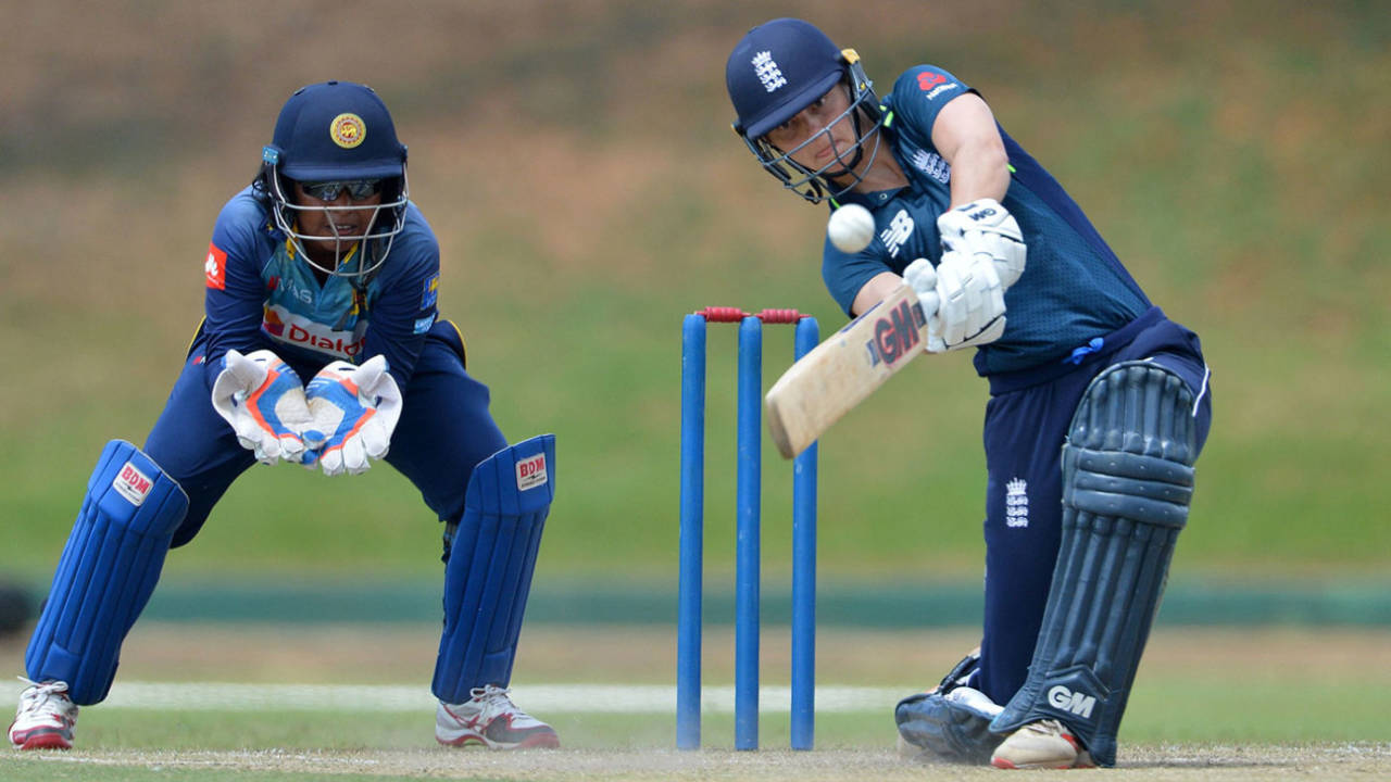 Amy Jones drives one down the ground, Sri Lanka v England, 2nd women's ODI, Hambantota, March 18, 2019