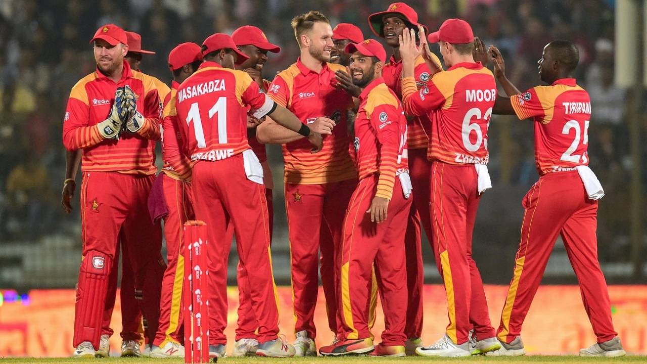 Zimbabwe must produce cricket of an international standard, said Vince van der Bijl&nbsp;&nbsp;&bull;&nbsp;&nbsp;Getty Images