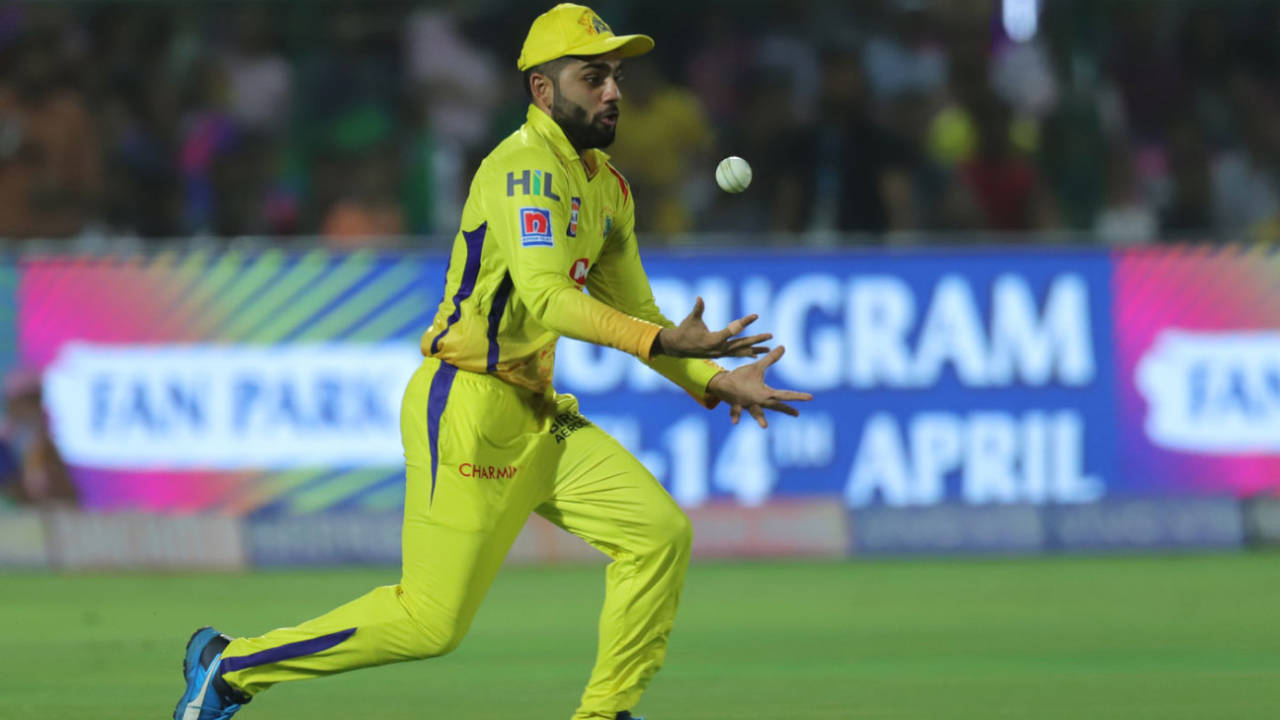 Dhruv Shorey juggles the ball after running in for a catch, Rajasthan Royals v Chennai Super Kings, IPL 2019, Jaipur, April 11, 2019