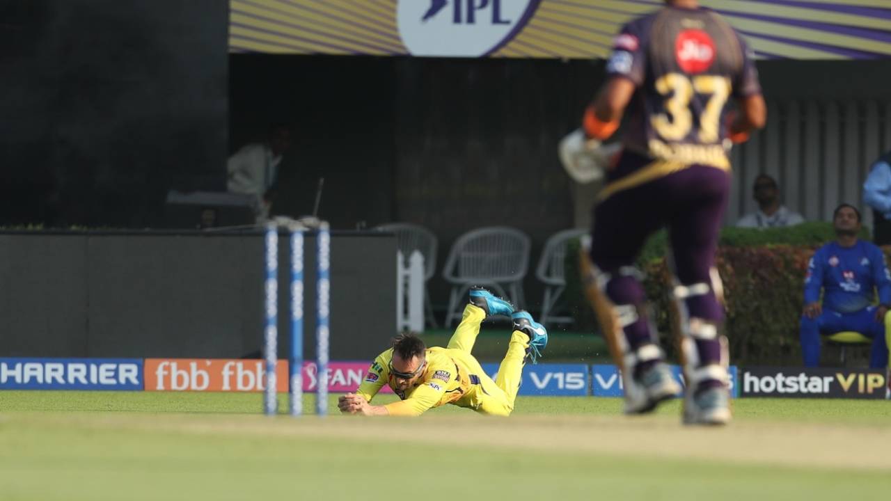 Faf du Plessis completes a stunning catch, Kolkata Knight Riders v Chennai Super Kings, IPL 2019, Kolkata, April 14, 2019