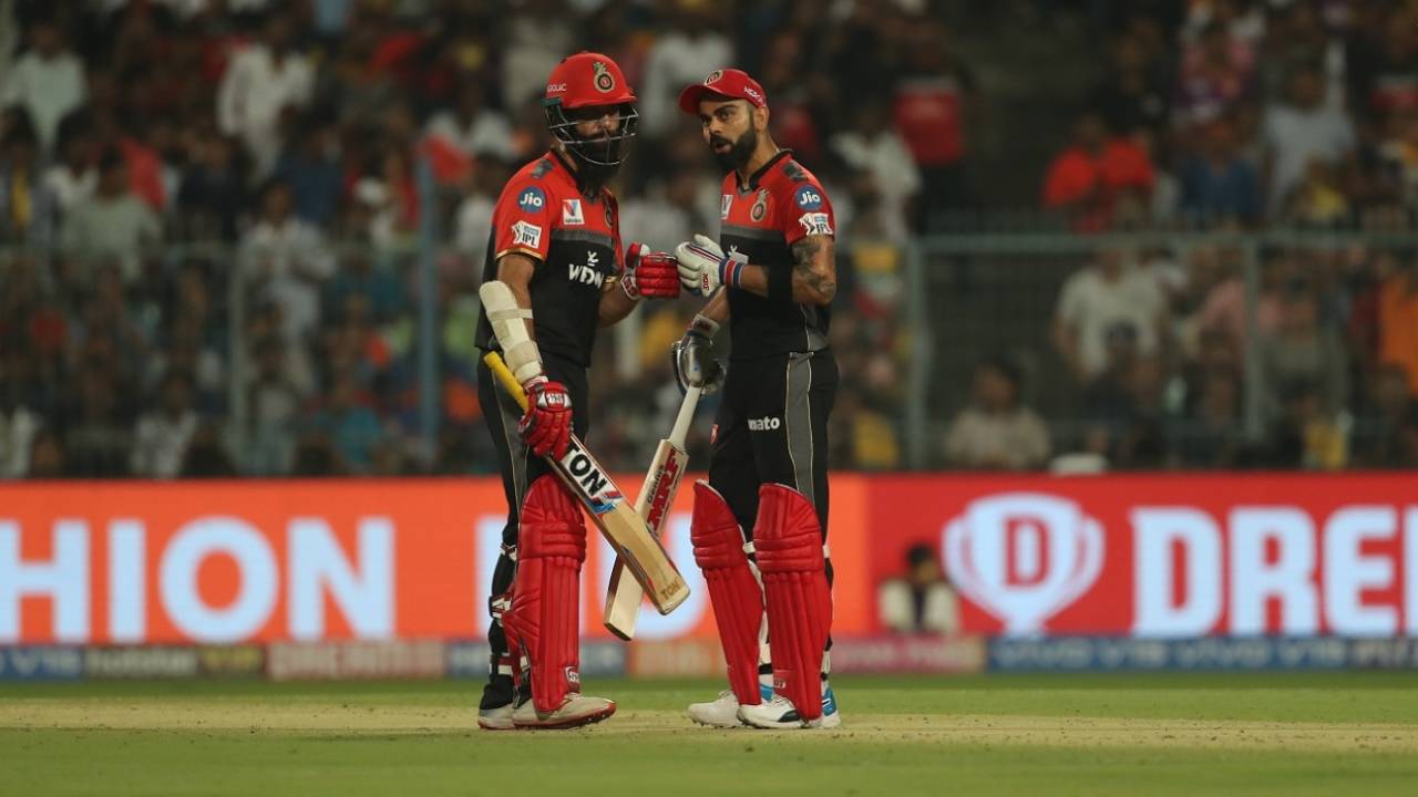 Virat Kohli and Moeen Ali punch gloves during their partnership, Kolkata Knight Riders v Royal Challengers Bangalore, IPL 2019, Kolkata, April 19, 2019