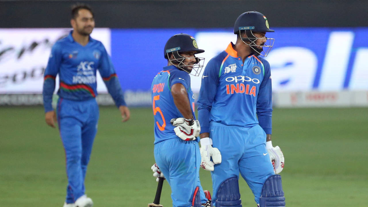 Ambati Rayudu and KL Rahul have a chat between deliveries, Afghanistan v India, Asia Cup 2018, Dubai, September 25, 2018