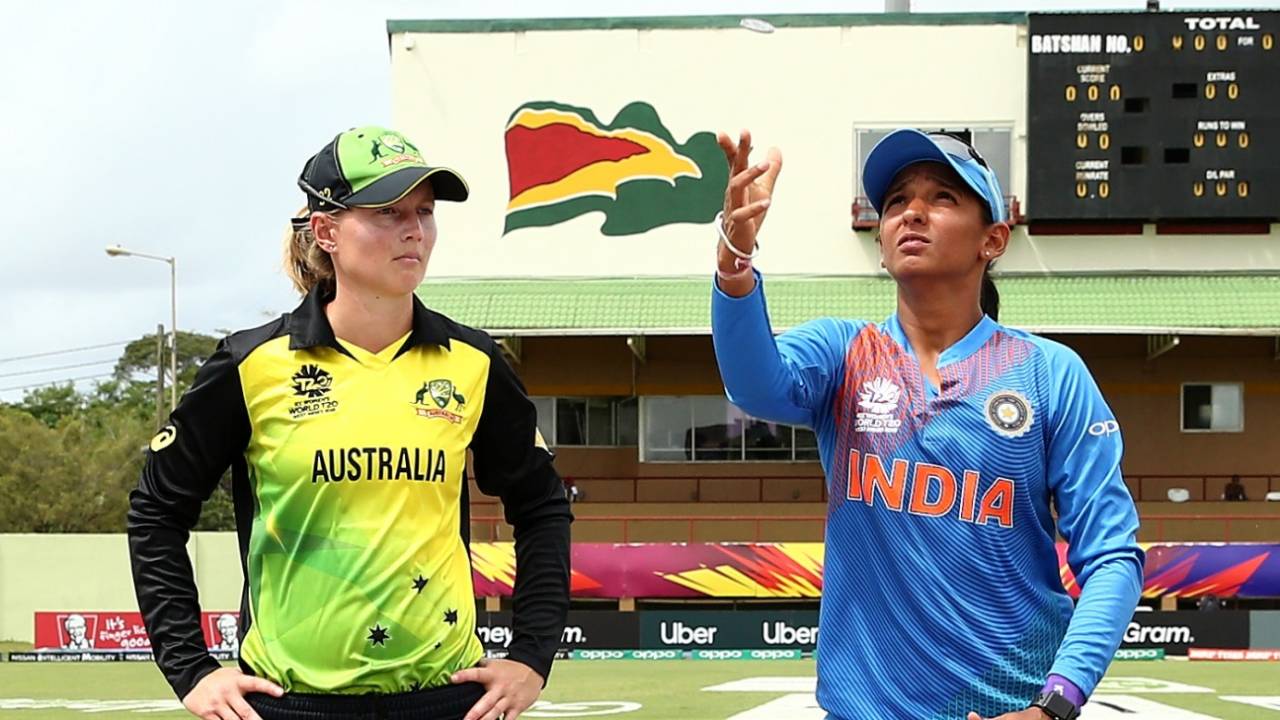 Meg Lanning and Harmanpreet Kaur at the toss