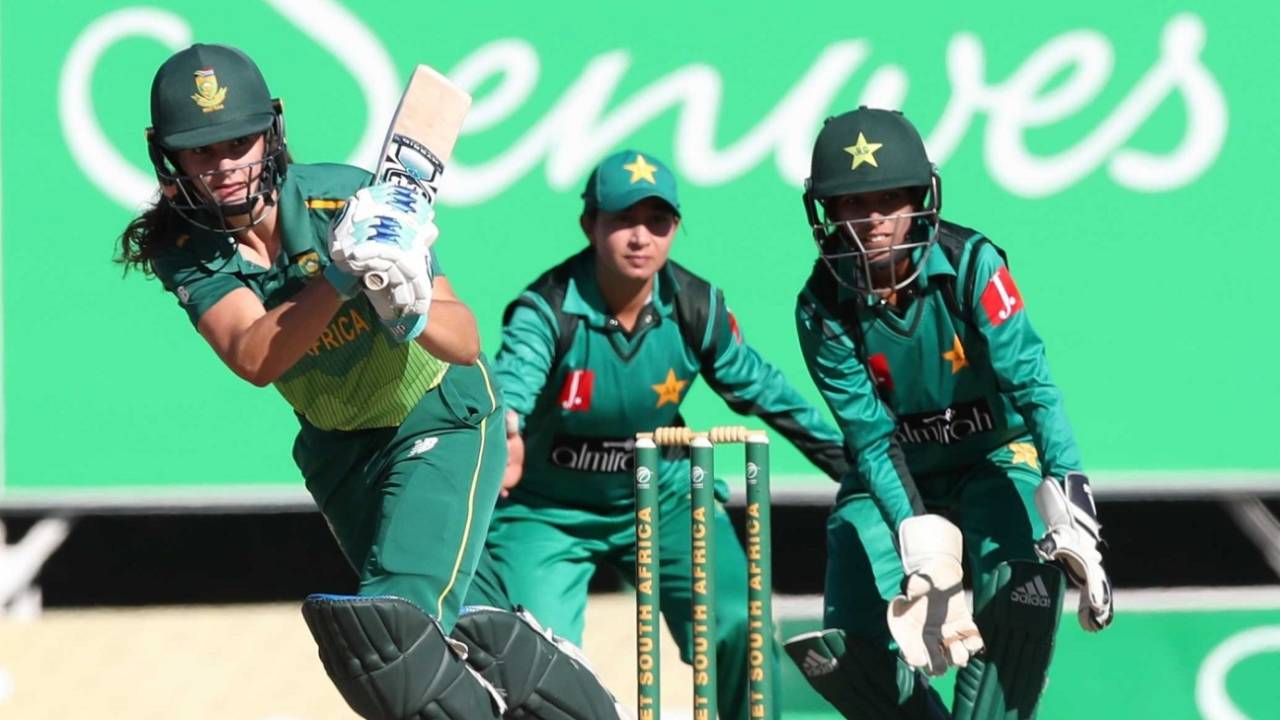 Laura Wolvaardt flicks through the leg side, South Africa v Pakistan, 2nd Women's ODI, Potchefstroom, May 9, 2019