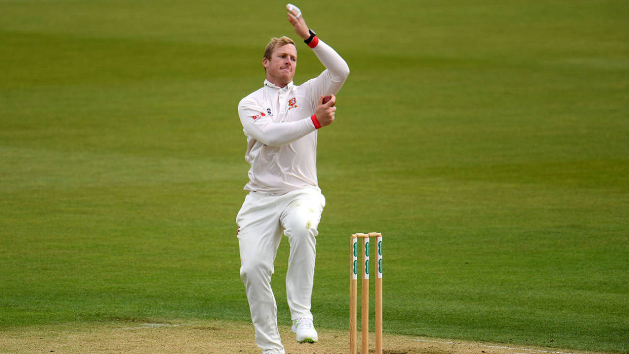 Simon Harmer in action, Hampshire v Essex, County Champions Division One, Ageas Bowl on April 5, 2019