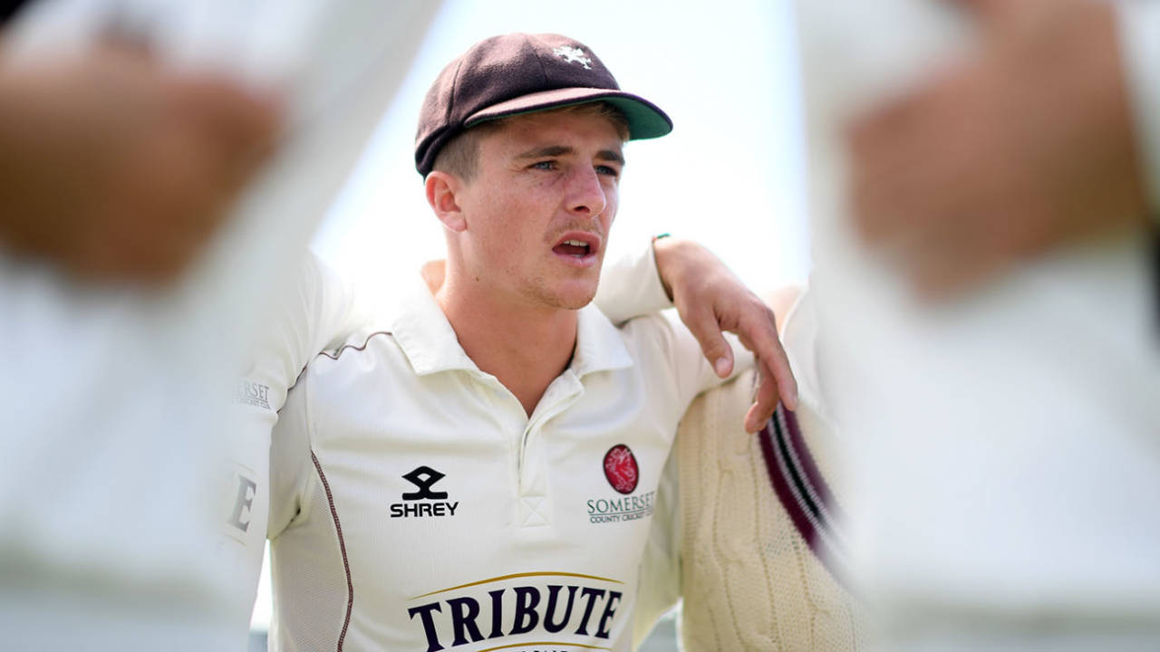 Tom Abell talks to his team, Somerset v Warwickshire, County Championship Division One, Taunton, May 21, 2019