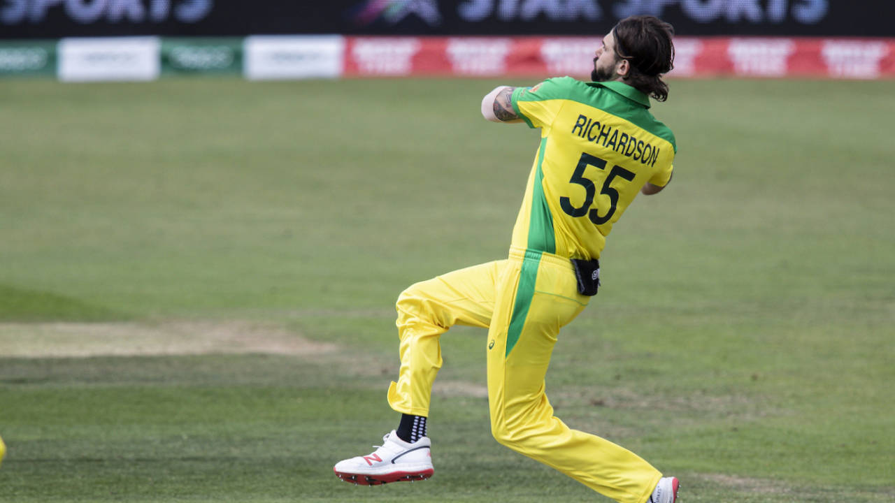 Kane Richardson is his delivery stride, England v Australia, World Cup warm up, Southampton, May 25, 2019