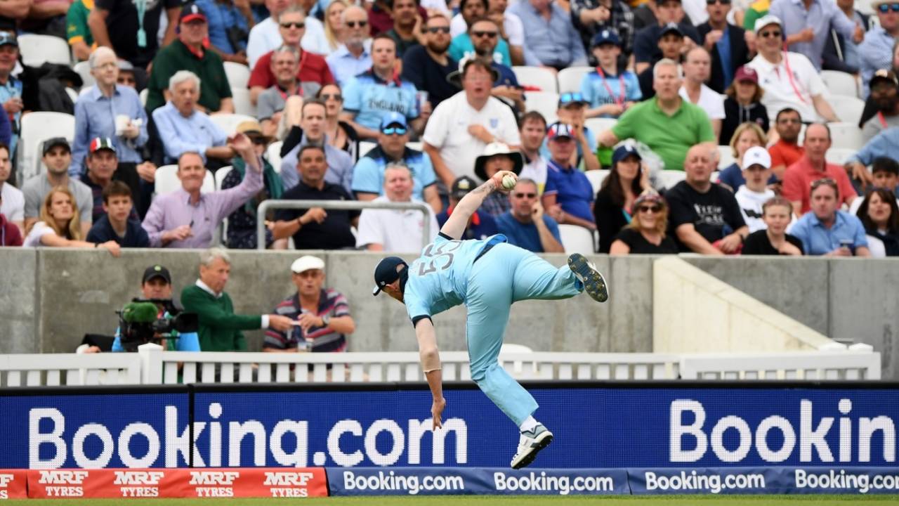 Ben Stokes takes a stunner to dismiss Andile Phehlukwayo, England v South Africa, World Cup 2019, The Oval, May 30, 2019