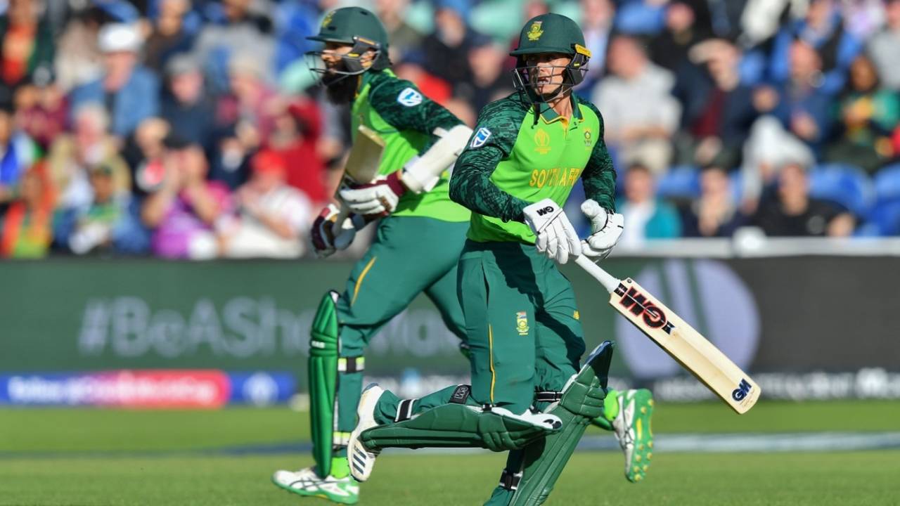 Quinton de Kock and South Africa's Hashim Amla run between the wickets, Afghanistan v South Africa, World Cup 2019, Cardiff, June 15, 2019